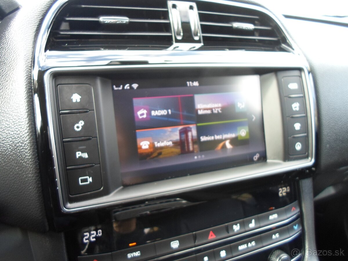 Jaguar F-Pace 2.0D I4 240k Prestige AWD A/T - 17