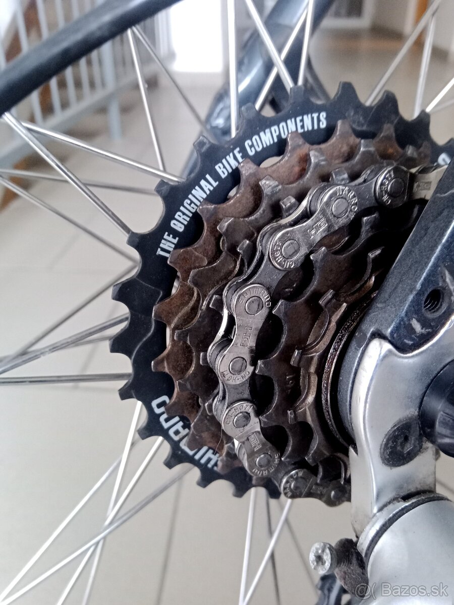 Trekingový bicykel - 17