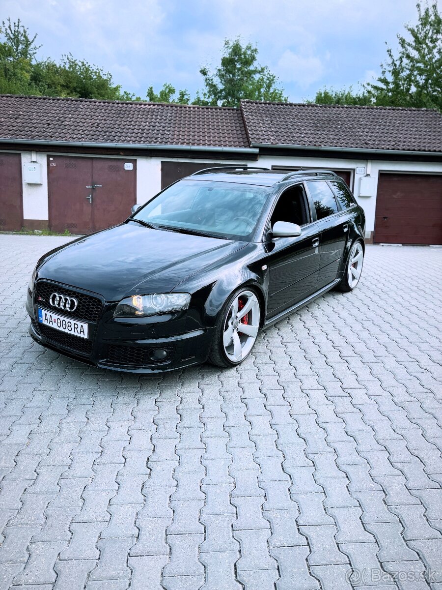 Audi RS4 avant b7 - 17