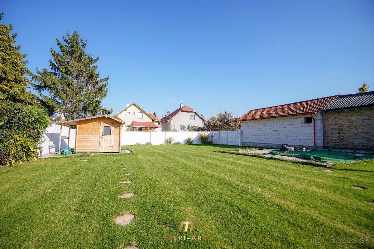 Kompletne zrekonštruovaný RD s veľkým 700m² pozemkom, Rajka - 17