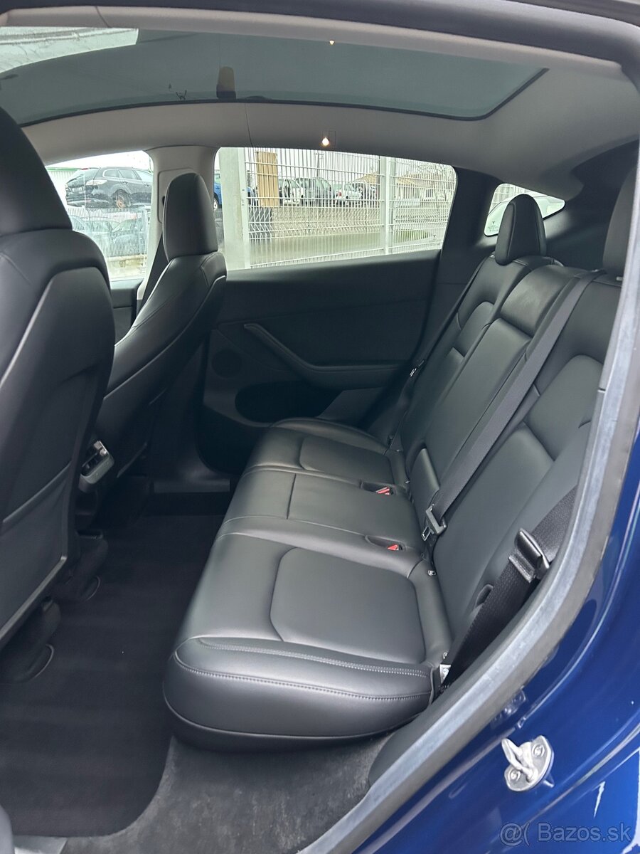 Tesla Model Y Dual Motor LongRange 75kWh 514 k pohon 4x4 - 17