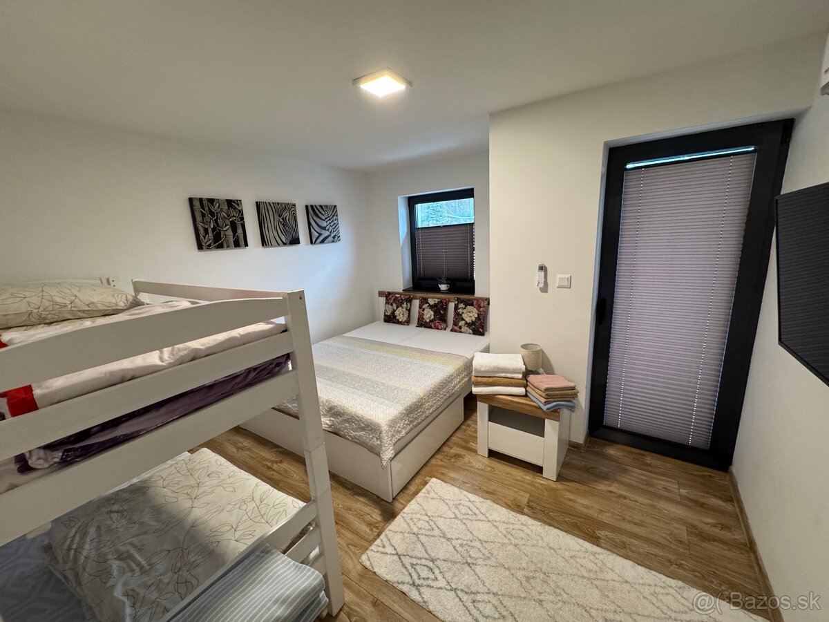 luxusná rekreačná chata v časti Dobrá - 17