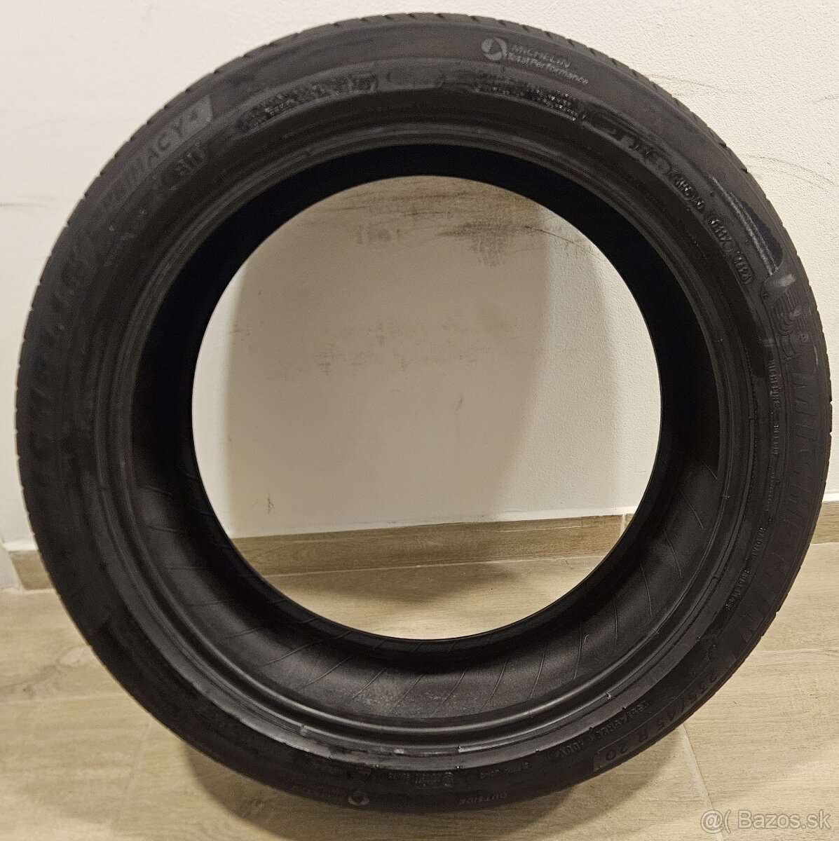 Letné pneu Michelin Primacy 4 - 235/45 r20 100V - 17