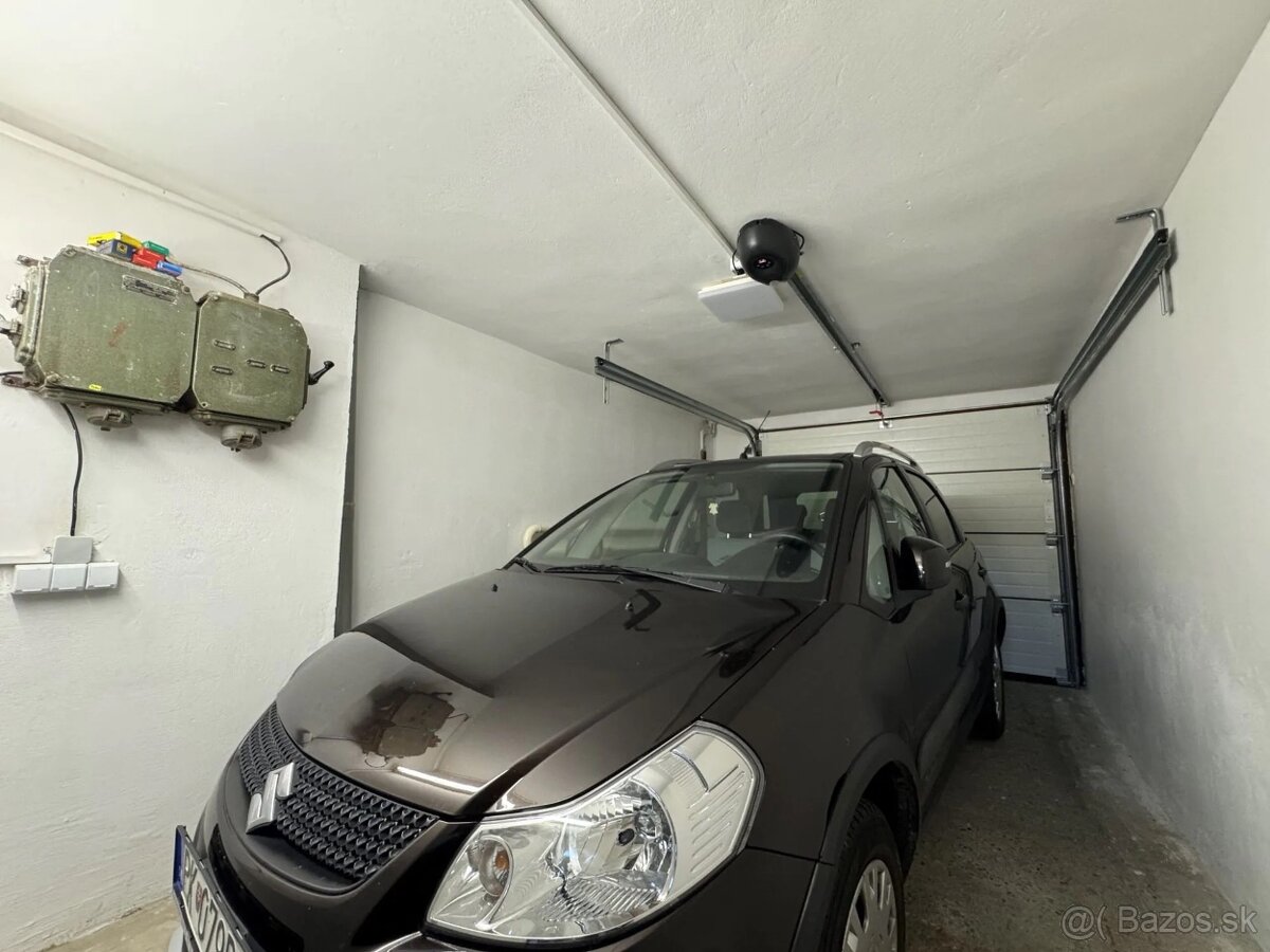 Na predaj komfortný 6-izbový rodinný dom s garážou - 17