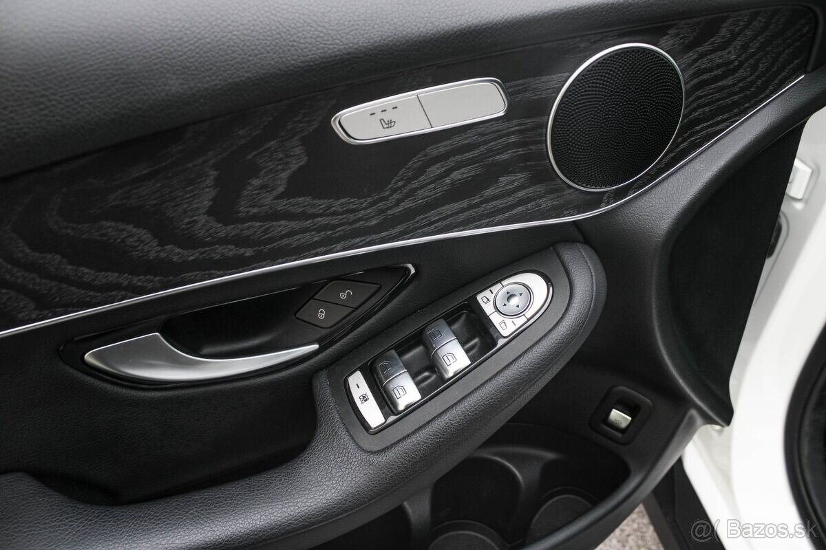 Mercedes-Benz GLC SUV 220 d 4MATIC A/T - 17