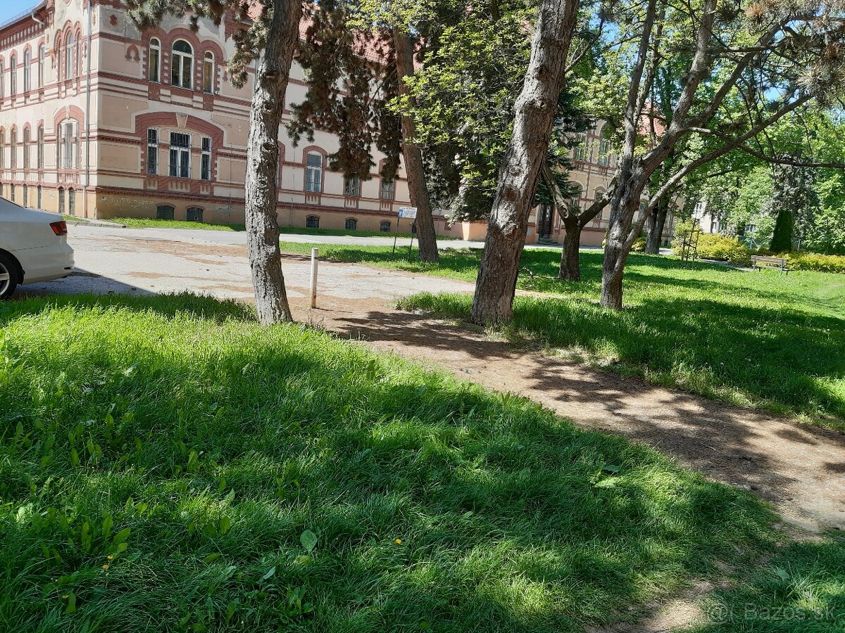 Nájom pre 2-3 osoby, Centrum 450 a 350 €/osobu - 17