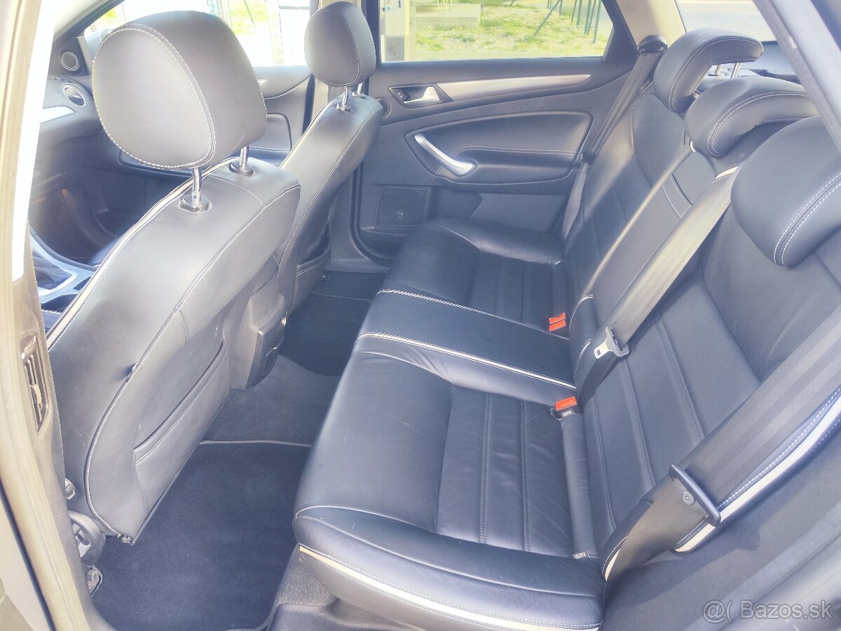 Ford Mondeo Combi 2.0 TDCi 100kW Automat – NOVÁ STK, veľký s - 17