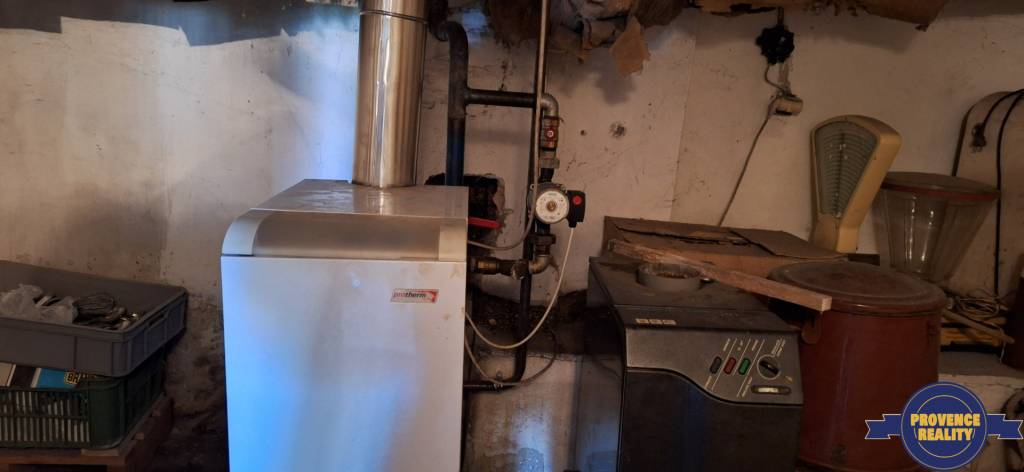 PREDAJ: Rodinný dom s pozemkom - TRÁVNIK, NOVÁ CENA - 17