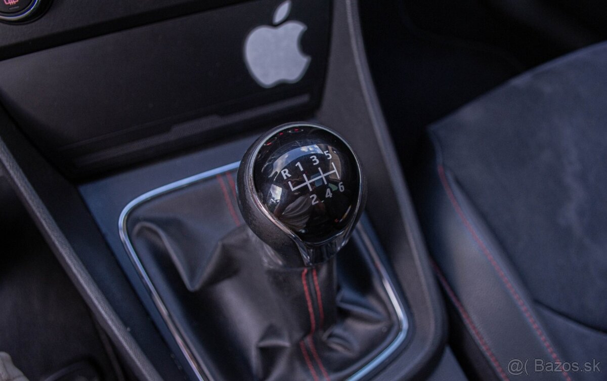 Seat Leon 1.8TSI FR 132kW M6 - 17