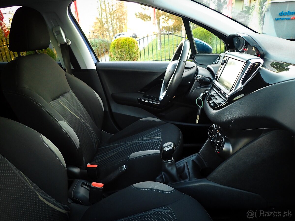 PEUGEOT 208 1.2 BENZIN 2014 - 5 dverové - NOVY OLEJ, FILTRE - 17
