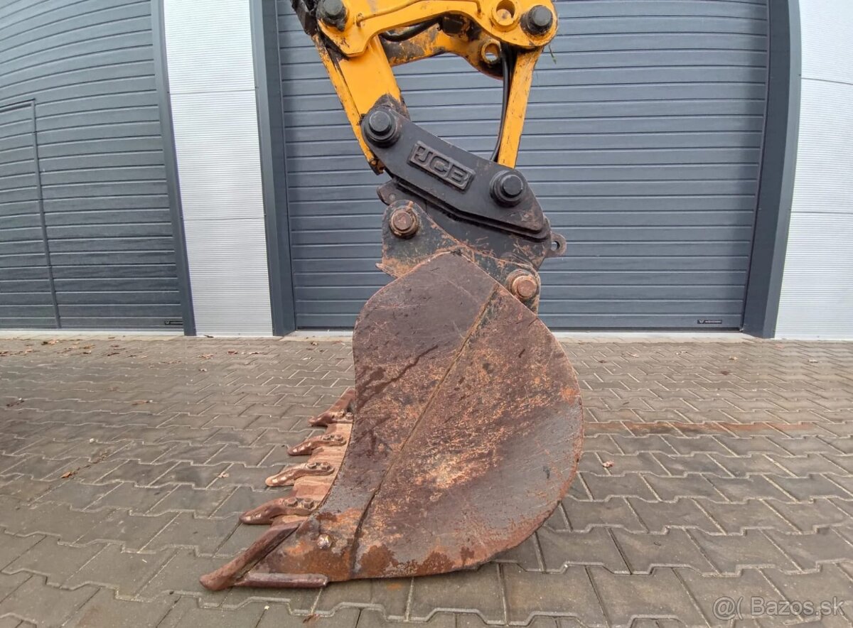 JCB 5CX Sitemaster PRO - 17