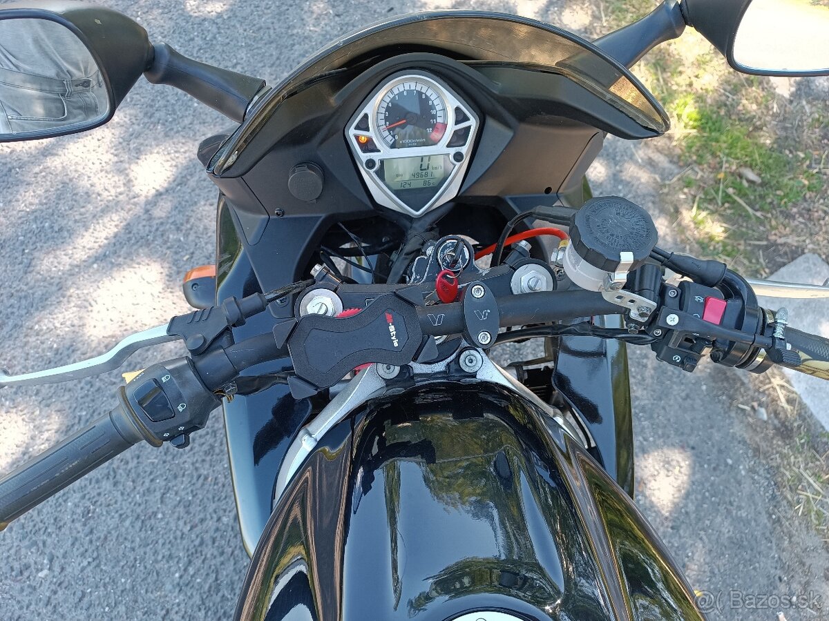 Suzuki SV650s 2004 53kW - 17