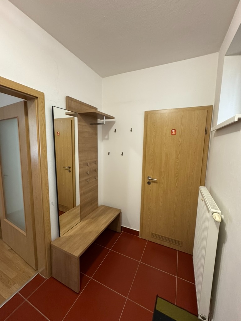 Prenájom zariadeného 2.izb. bytu - 17