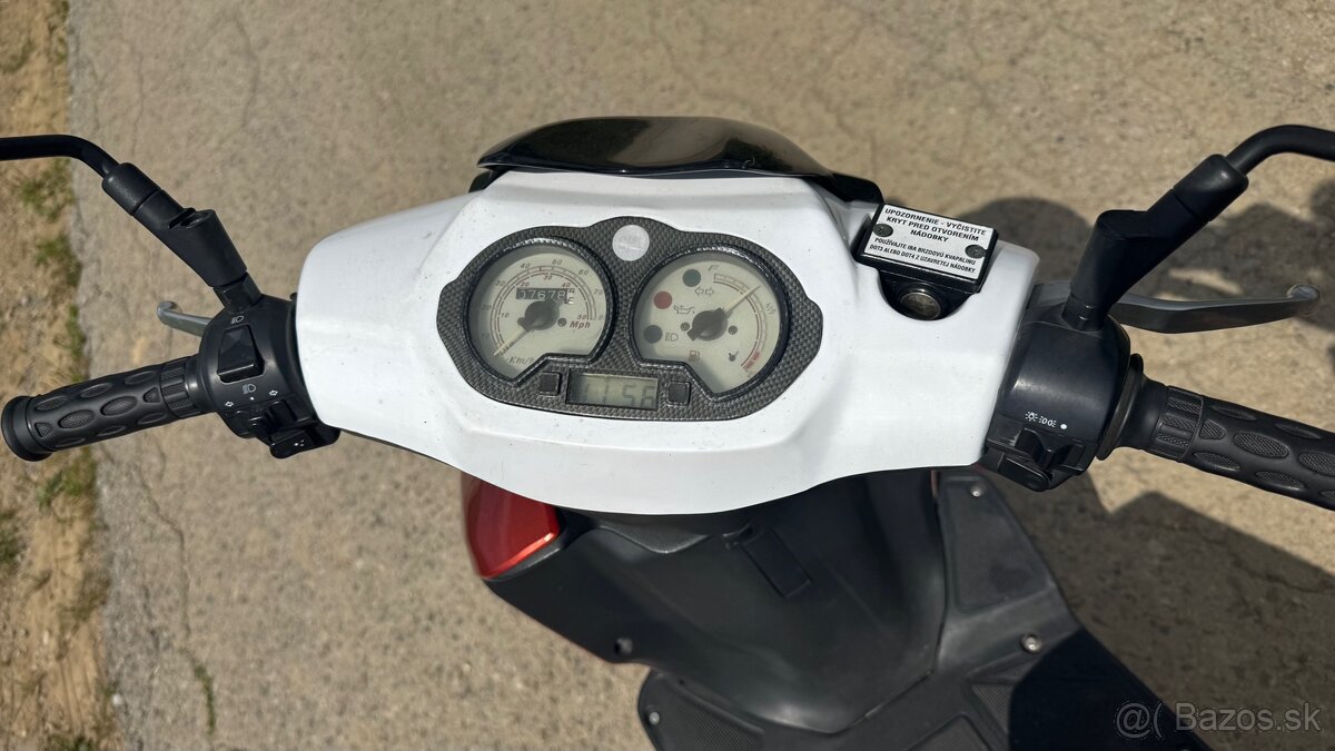 Skúter cpi 49cm3 - 17