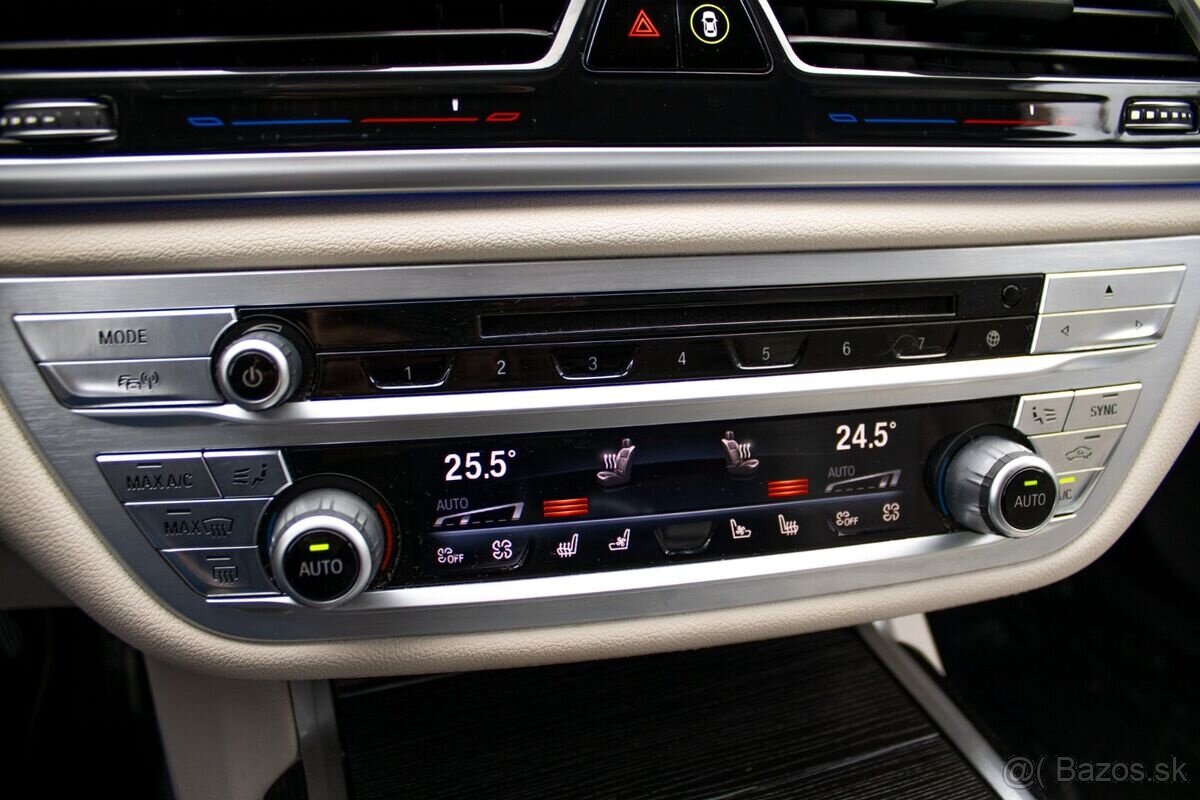 BMW Rad 7 730d xDrive A/T 2018 - 17