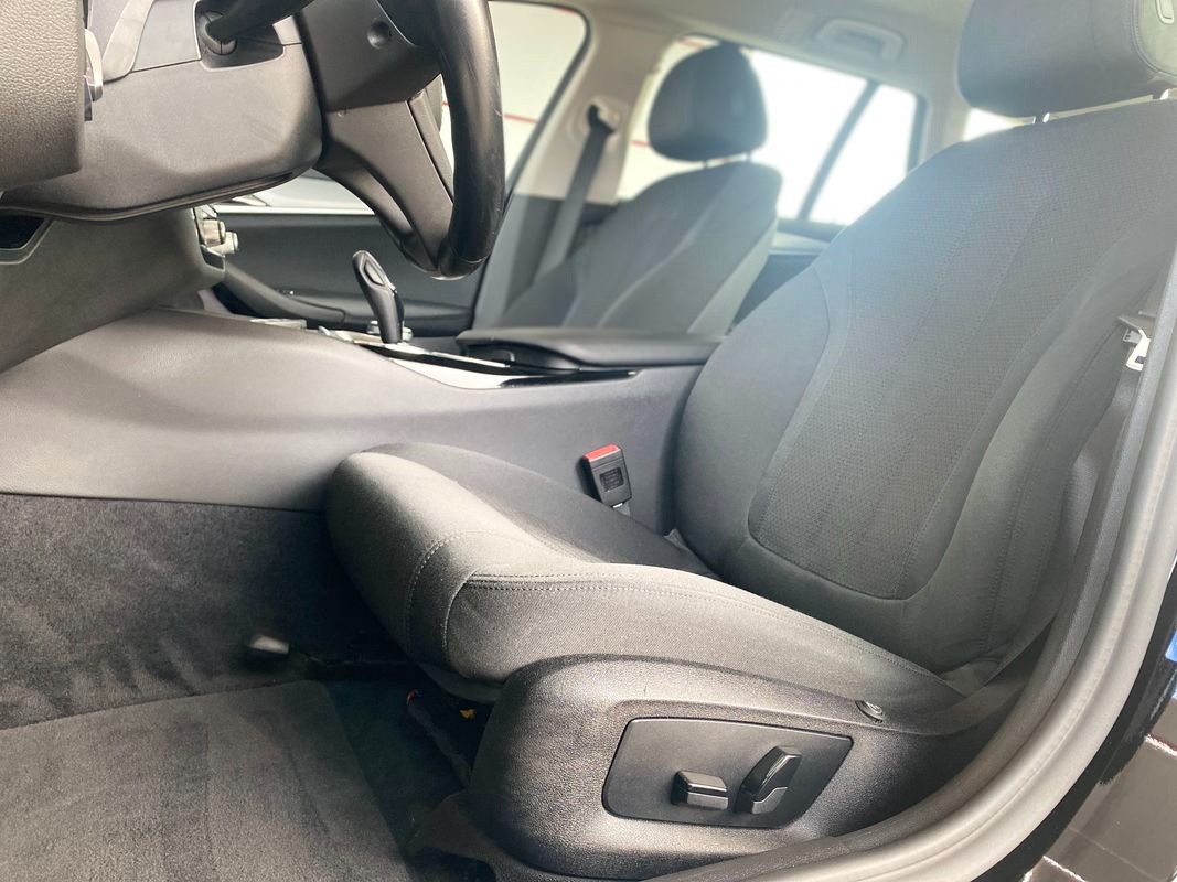 BMW 520D xDrive 140kW Touring AT/8 - 17