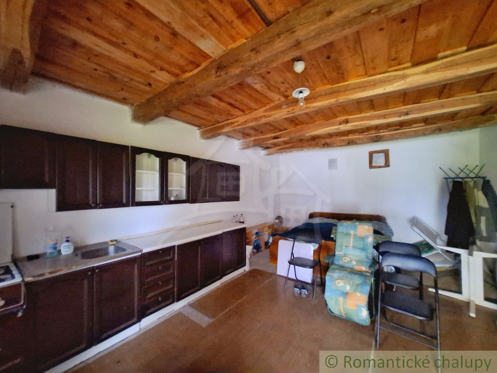 Priestranný pozemok s domami – ideálne miesto pre ranč, fa - 17