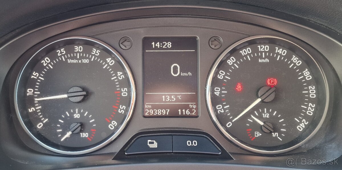 ŠKODA RAPID 1.6 TDI 90K AMBITION - 17