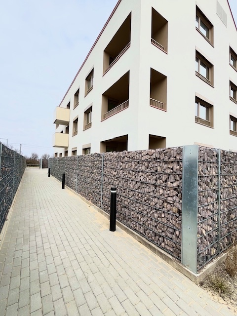 2-izb.byt SLNEČNÁ PLÁŇ, loggia, skolaudovaný - 17