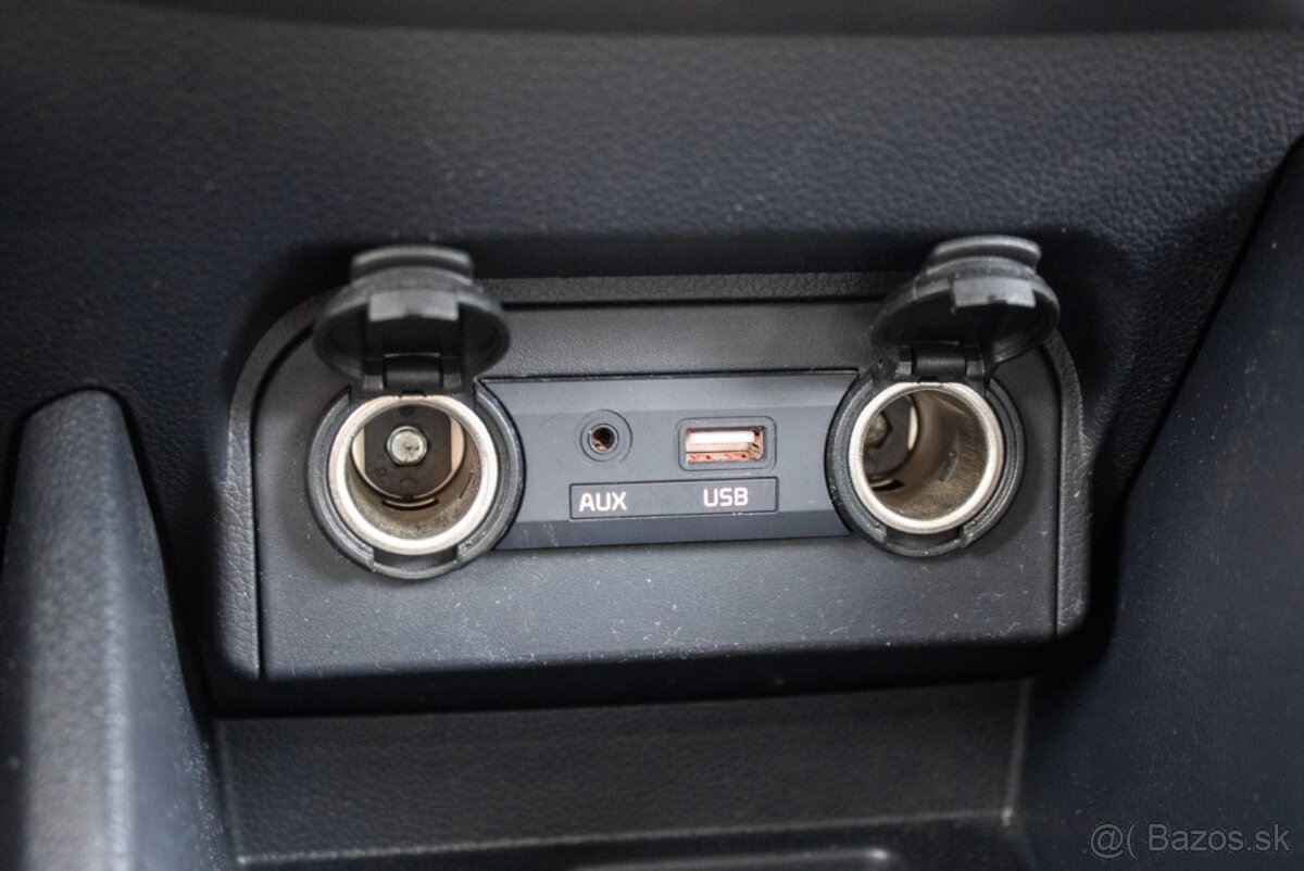 Kia Rio 61,8kW (2016) - 17