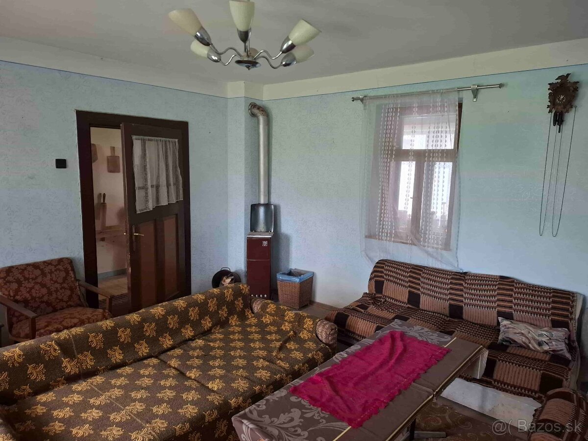 CHALUPA NA MYJAVSKÝCH KOPANICIACH - 17