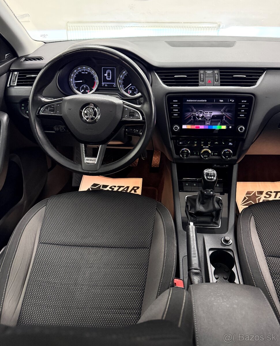 Skoda Octavia Scout 2.0TDI 110Kw 4x4 Webasto/Canton/Panorama - 17