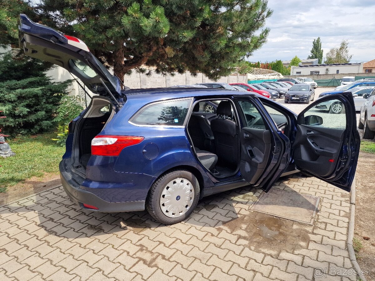 Ford Focus Combi 1.6 TDCi 105k M6 Trend (diesel) s DPH - 17