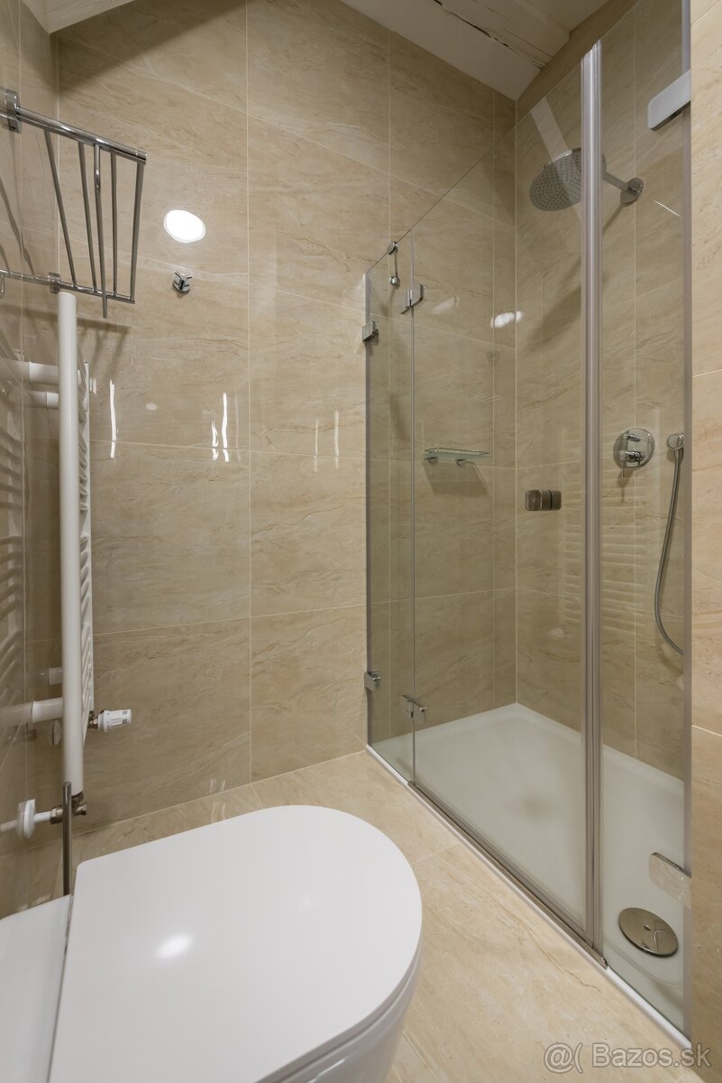 Luxusný byt v centre Košíc s parkovaním - 17