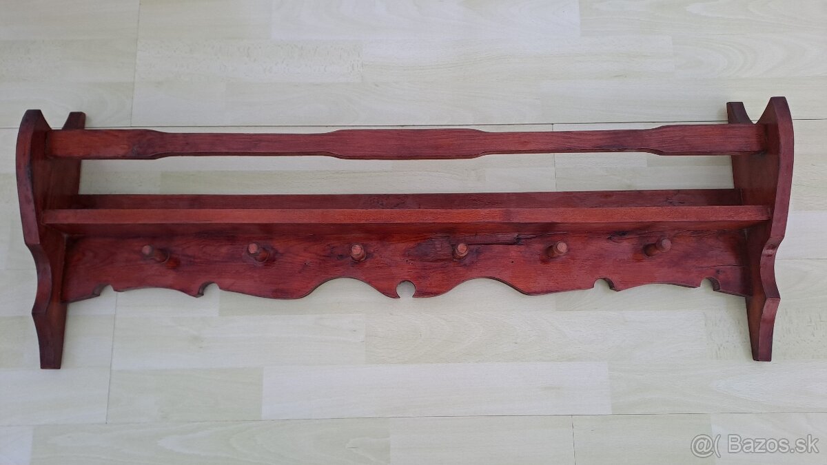 Starý kufor a nábytok - 17