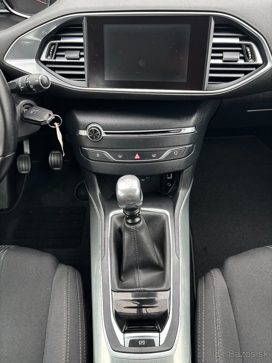 Peugeot 308 Break/SW SW 1.6 e-HDi Allure Stop&Start - 17