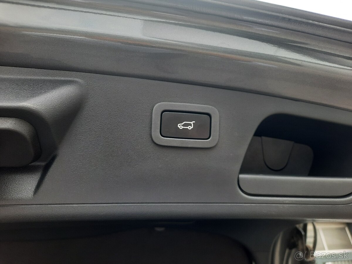 Jaguar E-Pace S AWD 2.0 D 110kW / 150 PS AT/9 4x4 - 17