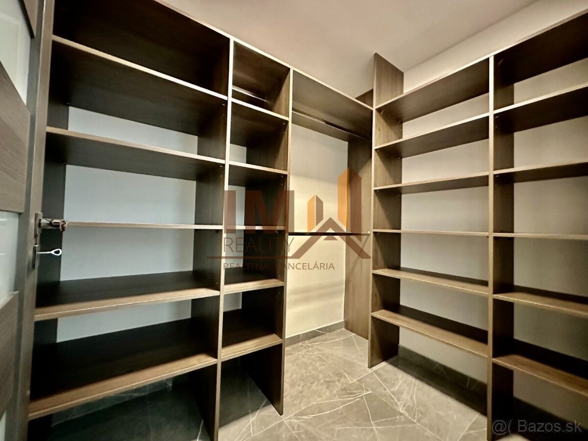 NOVINKA 2025 l PREDAJ VEĽKÝ 3i BYT PO ČERSTVEJ REKONŠTRUKCII - 17