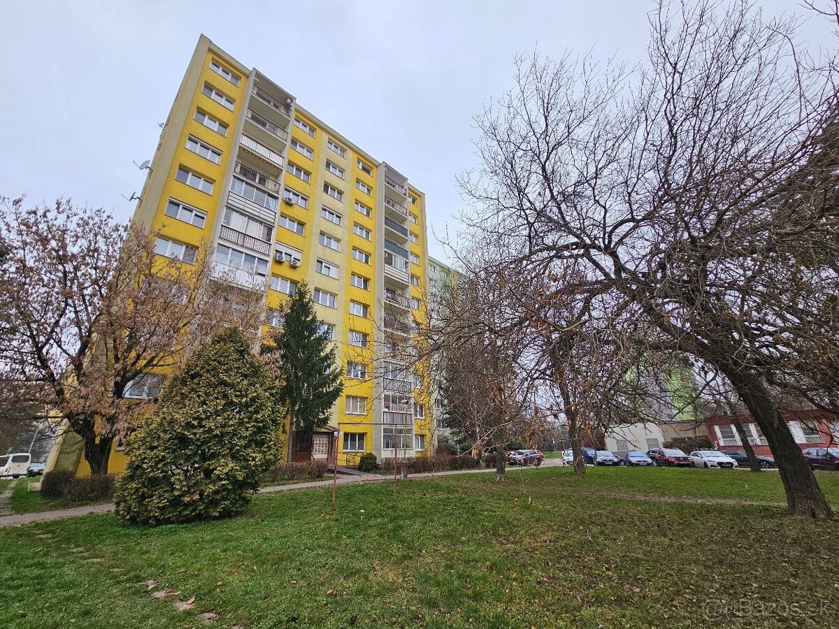 Prenájom 4 izbový byt Trieda SNP, Terasa - Košice - 17