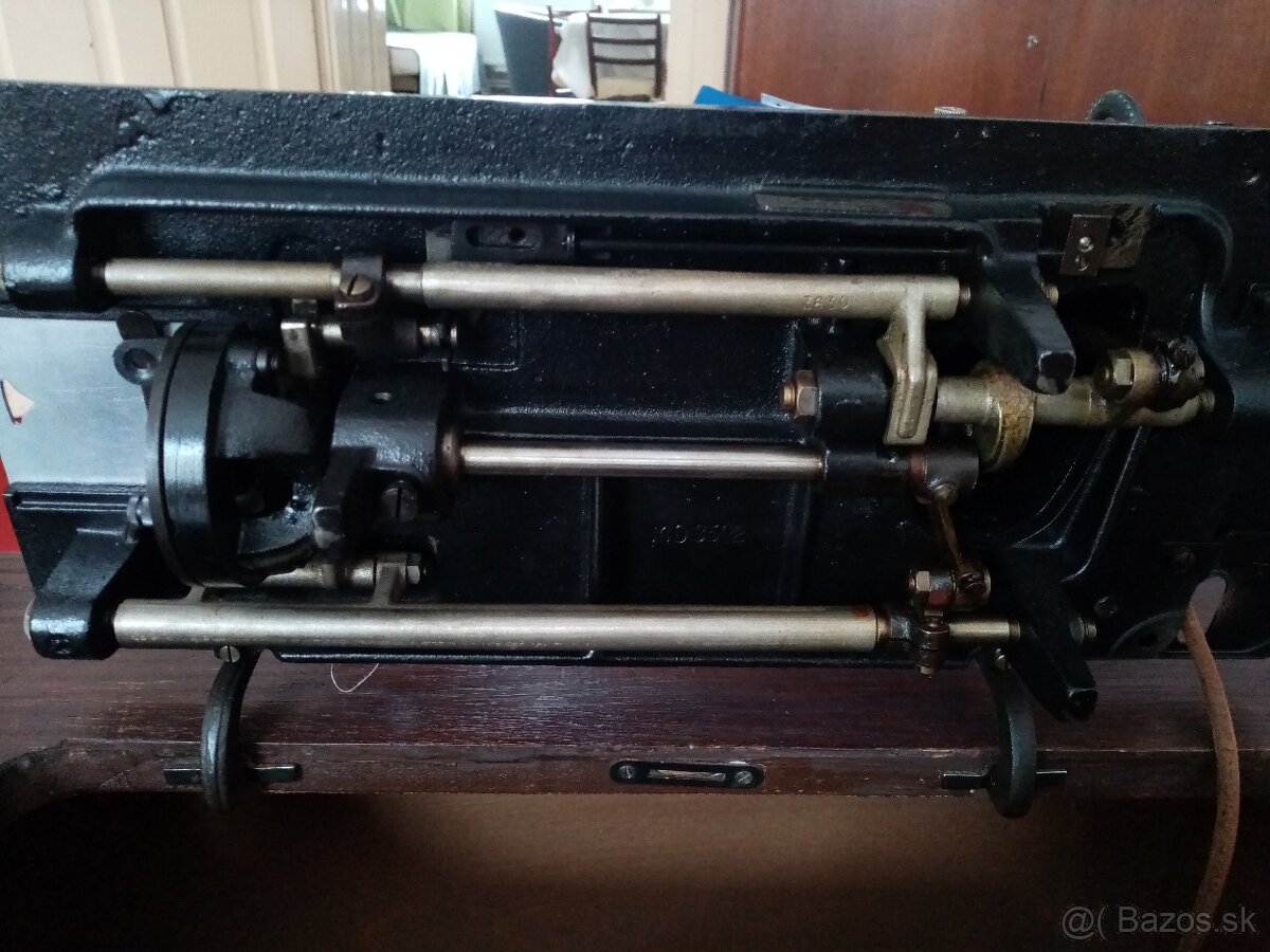 MINERVA (typ 122) – šijací stroj - 17