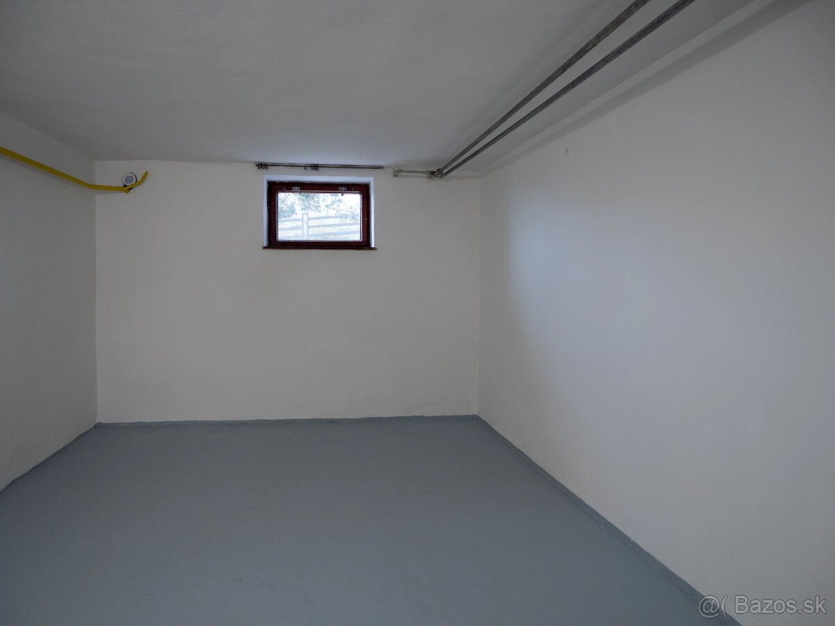 Ponúkame na predaj rodinný dom v Hanušovciach nad Topľou - 17