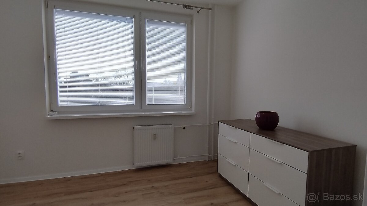 Reprezentatívny, 2. izbový, zariadený byt v TOP lokalite - 17