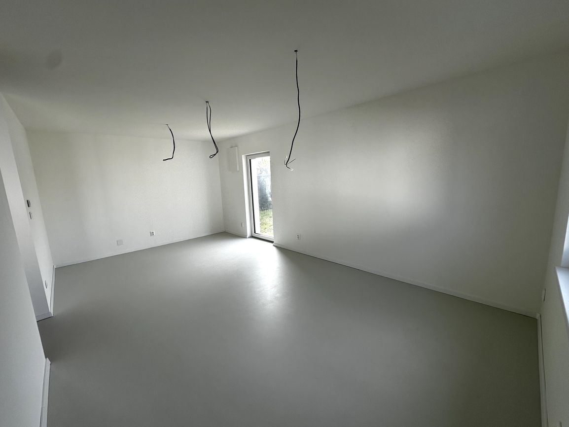 Poschodová novostavba vo vyhľadávanej lokalite - 17