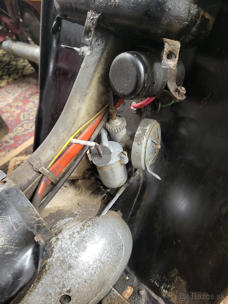 Jawa pionier typ 555 original čierna r.v 1962 - 17