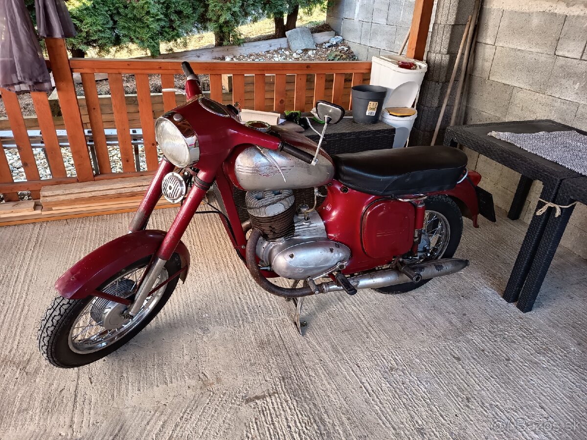 Predám Jawa 250 panelka - 17