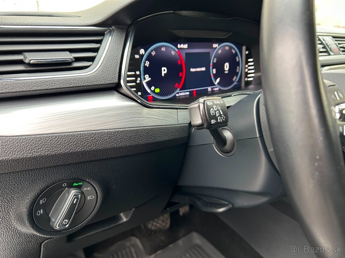 Škoda Superb Combi 2.0 TDI DSG – TOP stav - 17