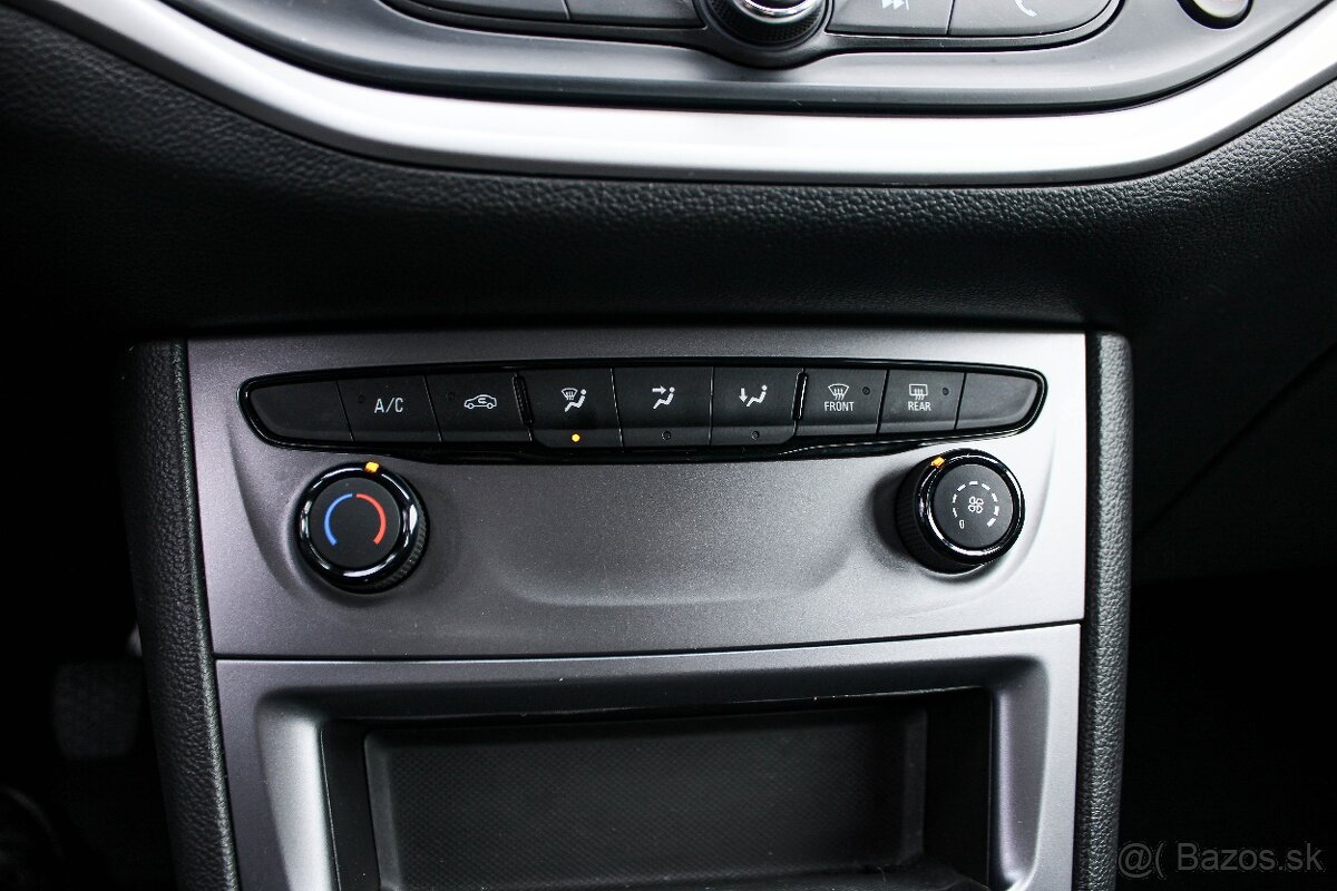 Opel Astra Sport Tourer 1.2 Turbo - 17