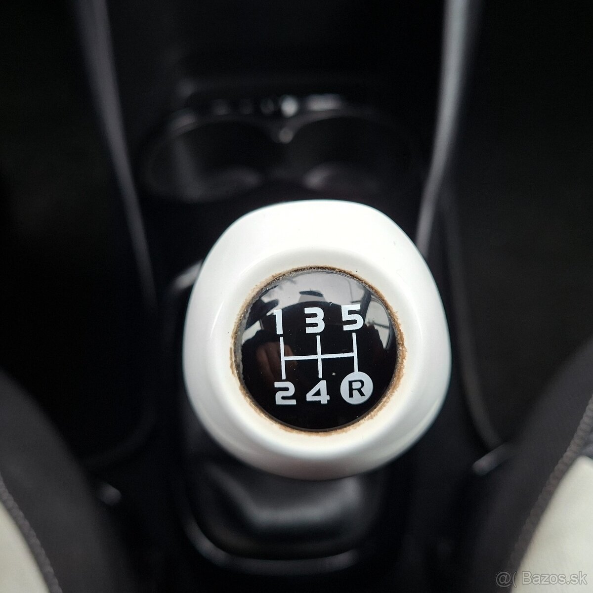 Peugeot 108 1,2 PureTech Allure TOP - 17