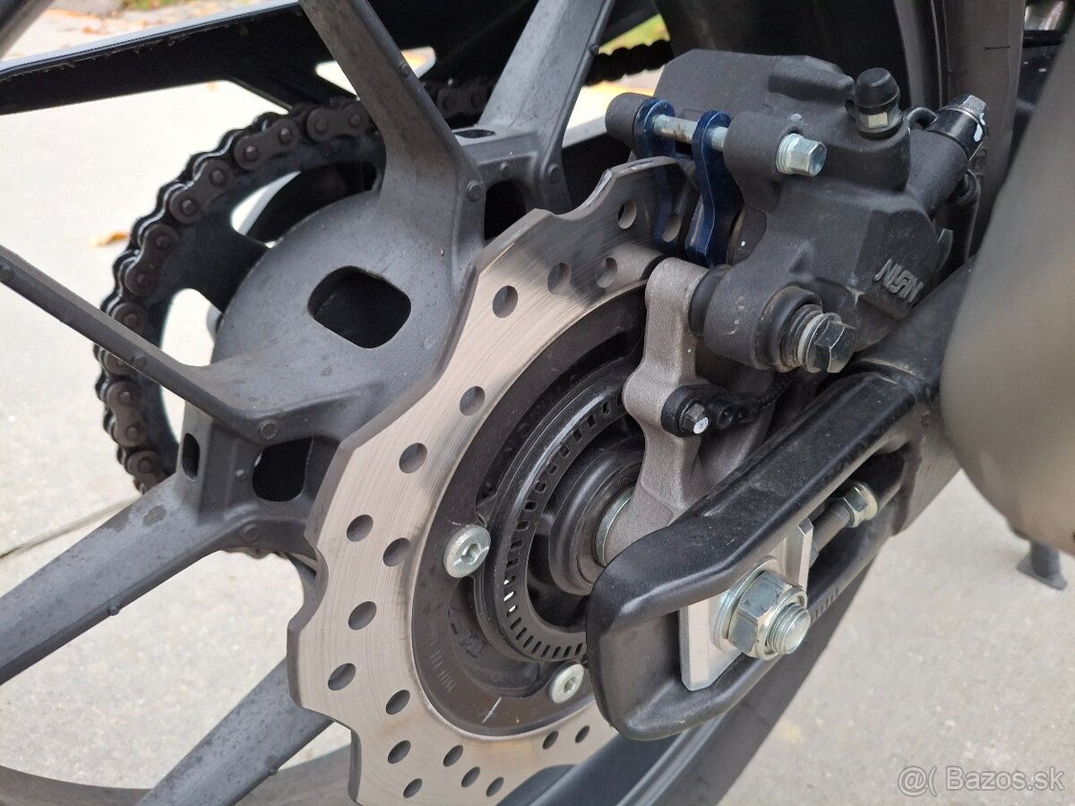 HONDA NX 500 (2024) - 17