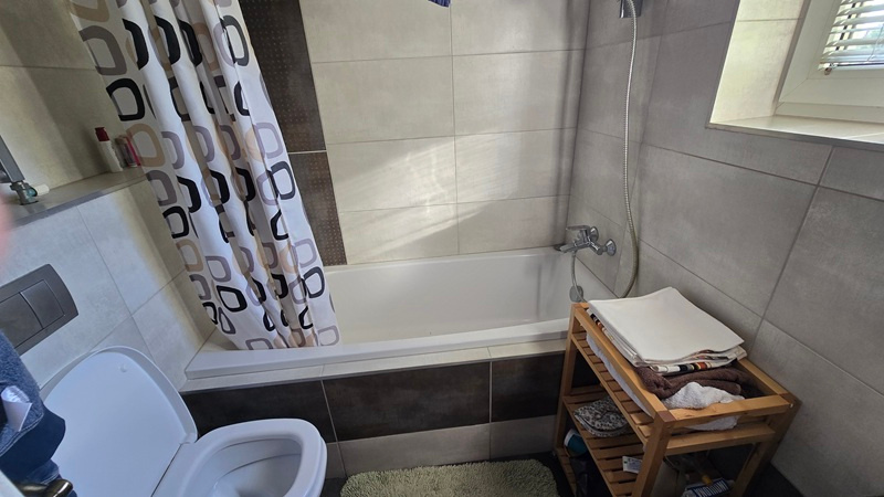 Krásny dom po kompletnej rekonštrukcii v Hronskom Beňadiku - 17