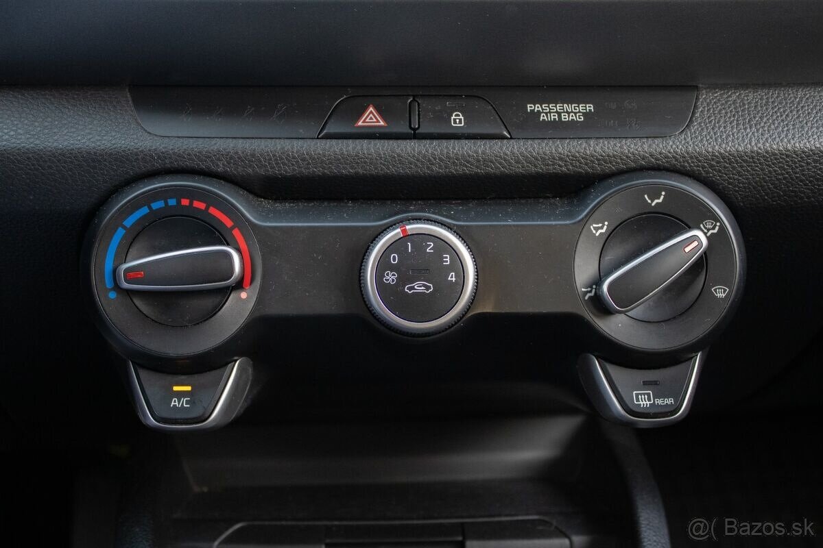 Kia Stonic 1.4 D-CVVT Gold A/T - 17