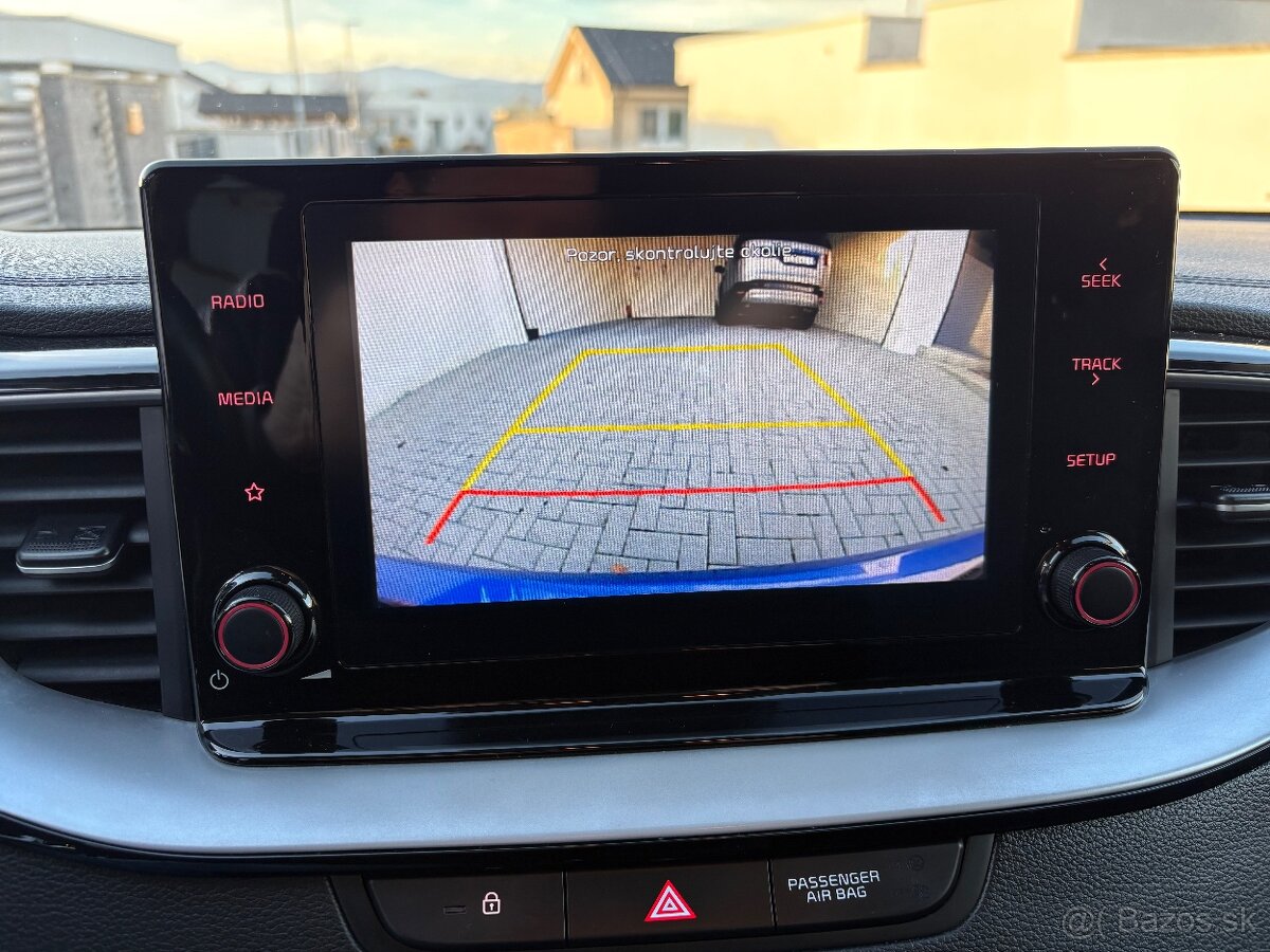 KIA Ceed 1,4T-GDI Gold - 17