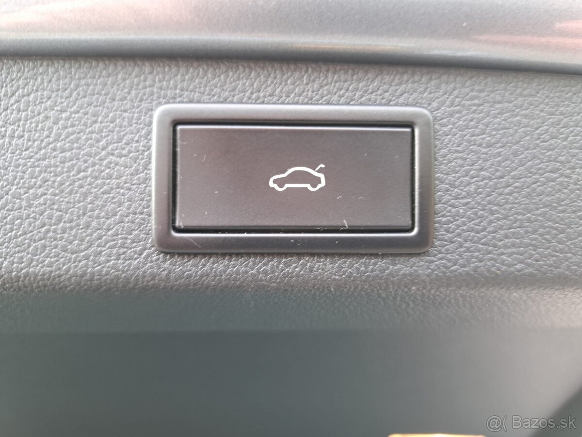Škoda Superb Combi L&K nadštandardná výbava +kamera - 17
