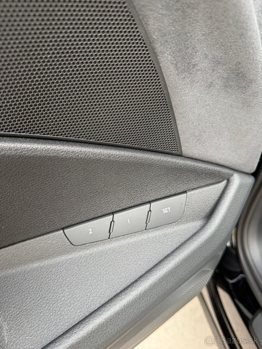 AUDI E-Tron S-line Quattro,230KW/313PS,PANO,KOZA,KAM,MATRIX - 17