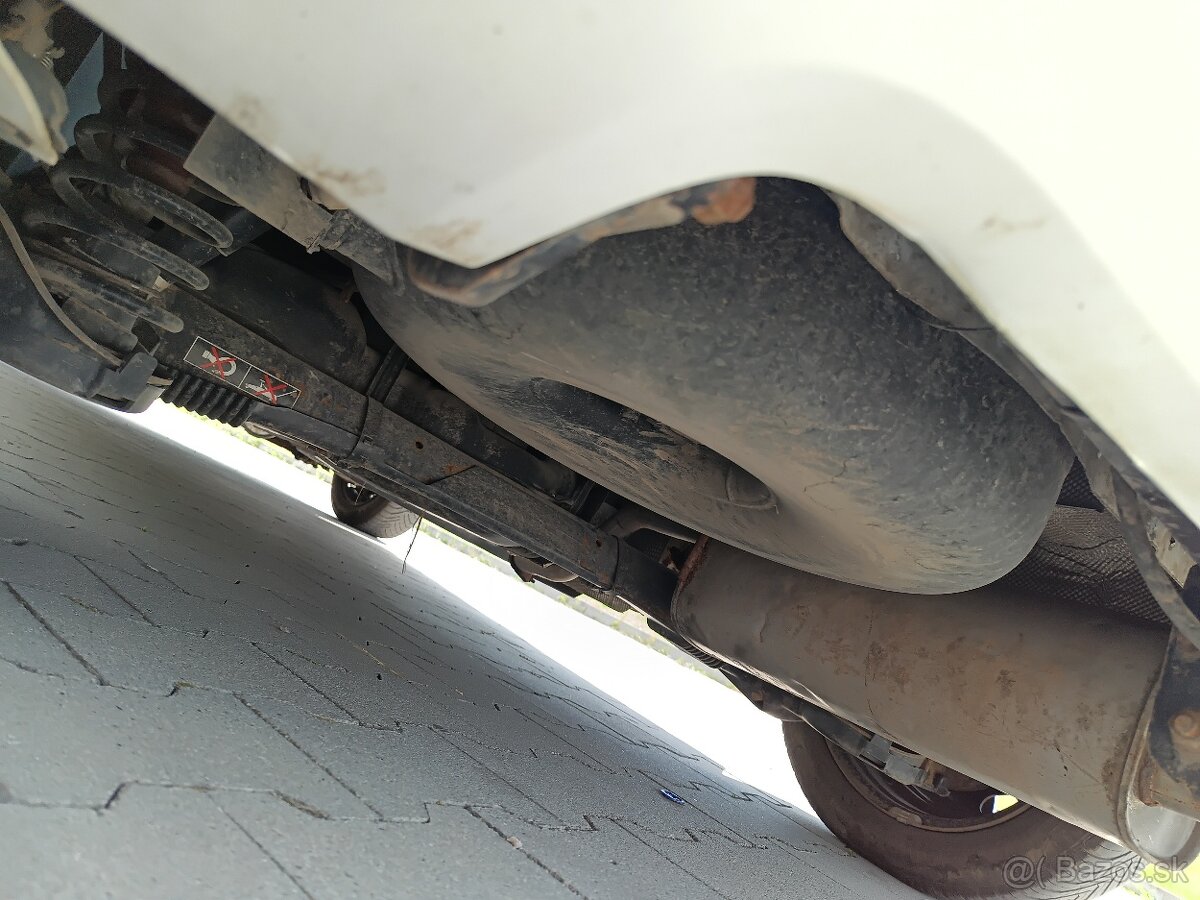 Citroen Berlingo 2010, benzín/LPG - 17