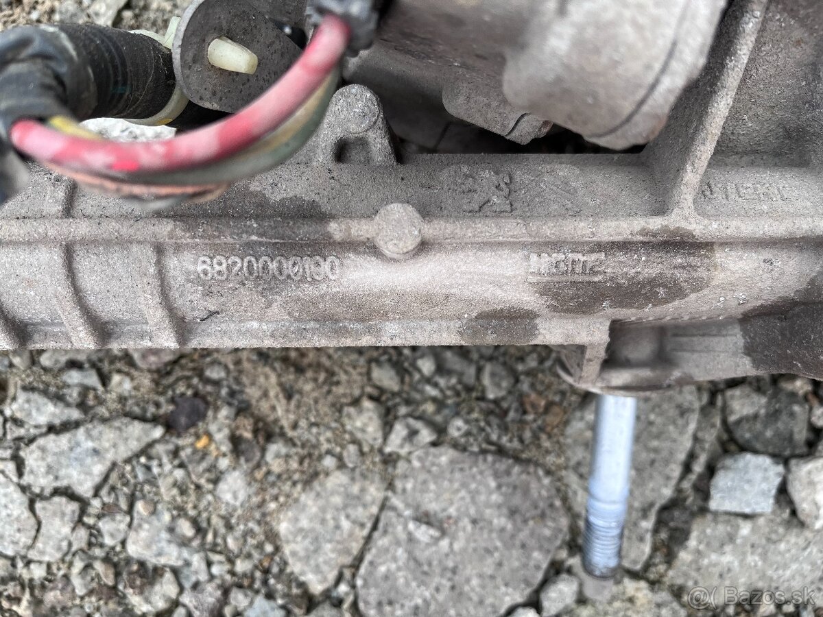 Diely motorového priestoru Peugeot 208 rok 2010-2015 - 17